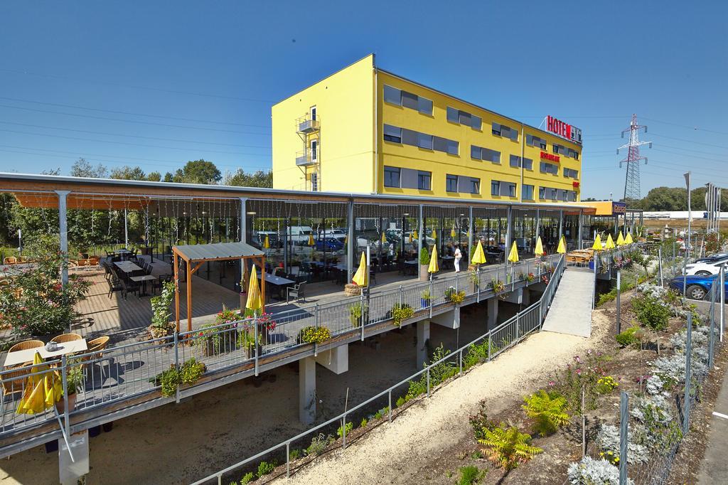 Kaiserrast Stockerau Exterior foto